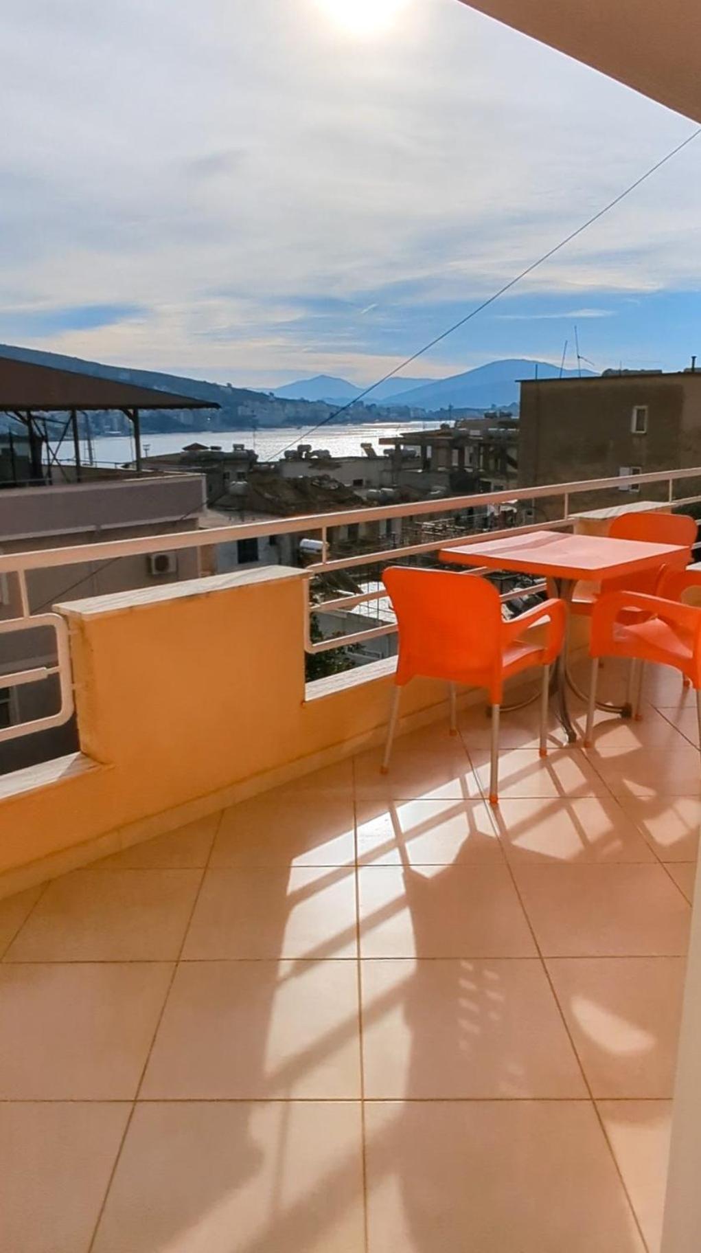 Sarah'S Apartments - 5 Min Walk To Beaches & Boulevard - Big Balcony! Sarandë Exteriör bild