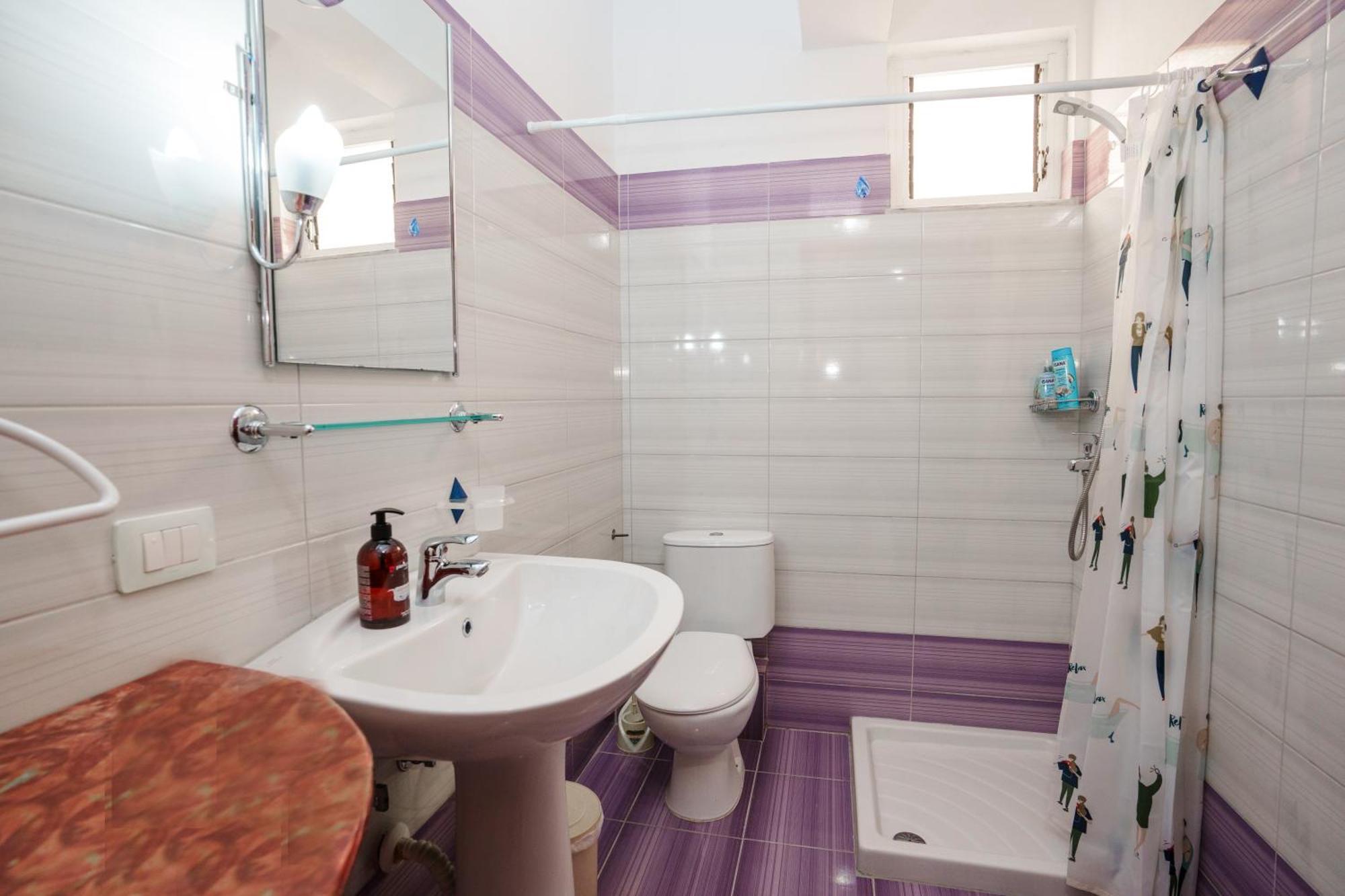 Sarah'S Apartments - 5 Min Walk To Beaches & Boulevard - Big Balcony! Sarandë Exteriör bild