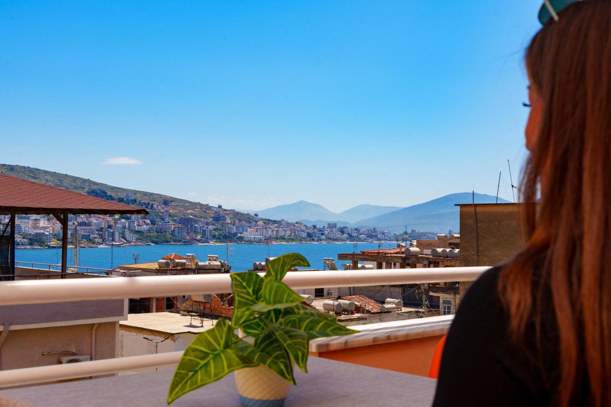 Sarah'S Apartments - 5 Min Walk To Beaches & Boulevard - Big Balcony! Sarandë Exteriör bild