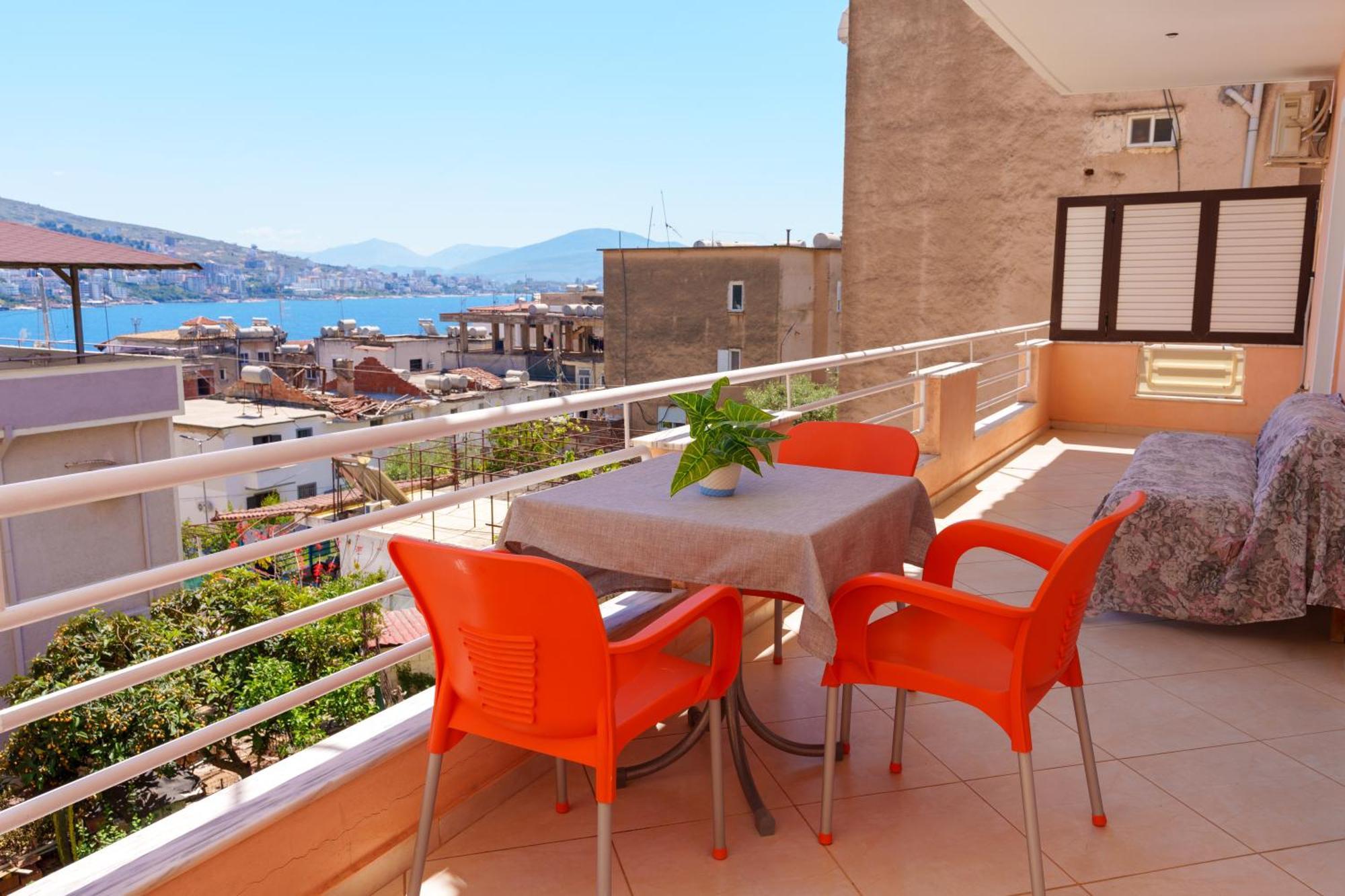 Sarah'S Apartments - 5 Min Walk To Beaches & Boulevard - Big Balcony! Sarandë Exteriör bild